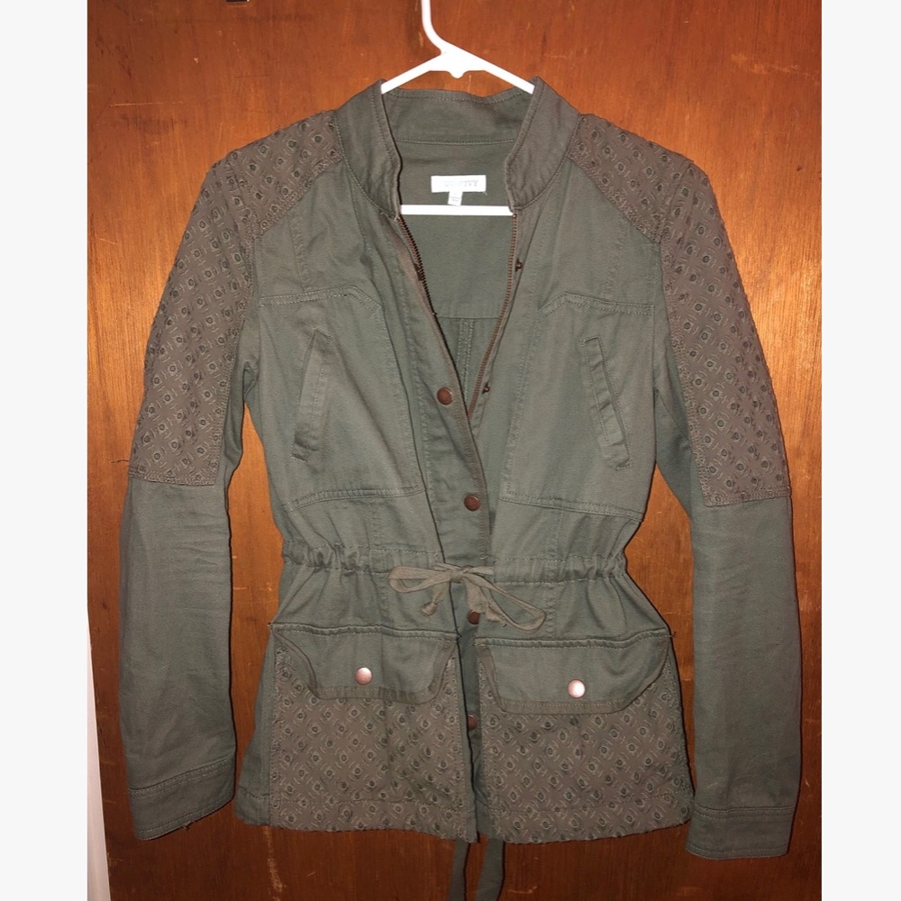 GREEN JACKET